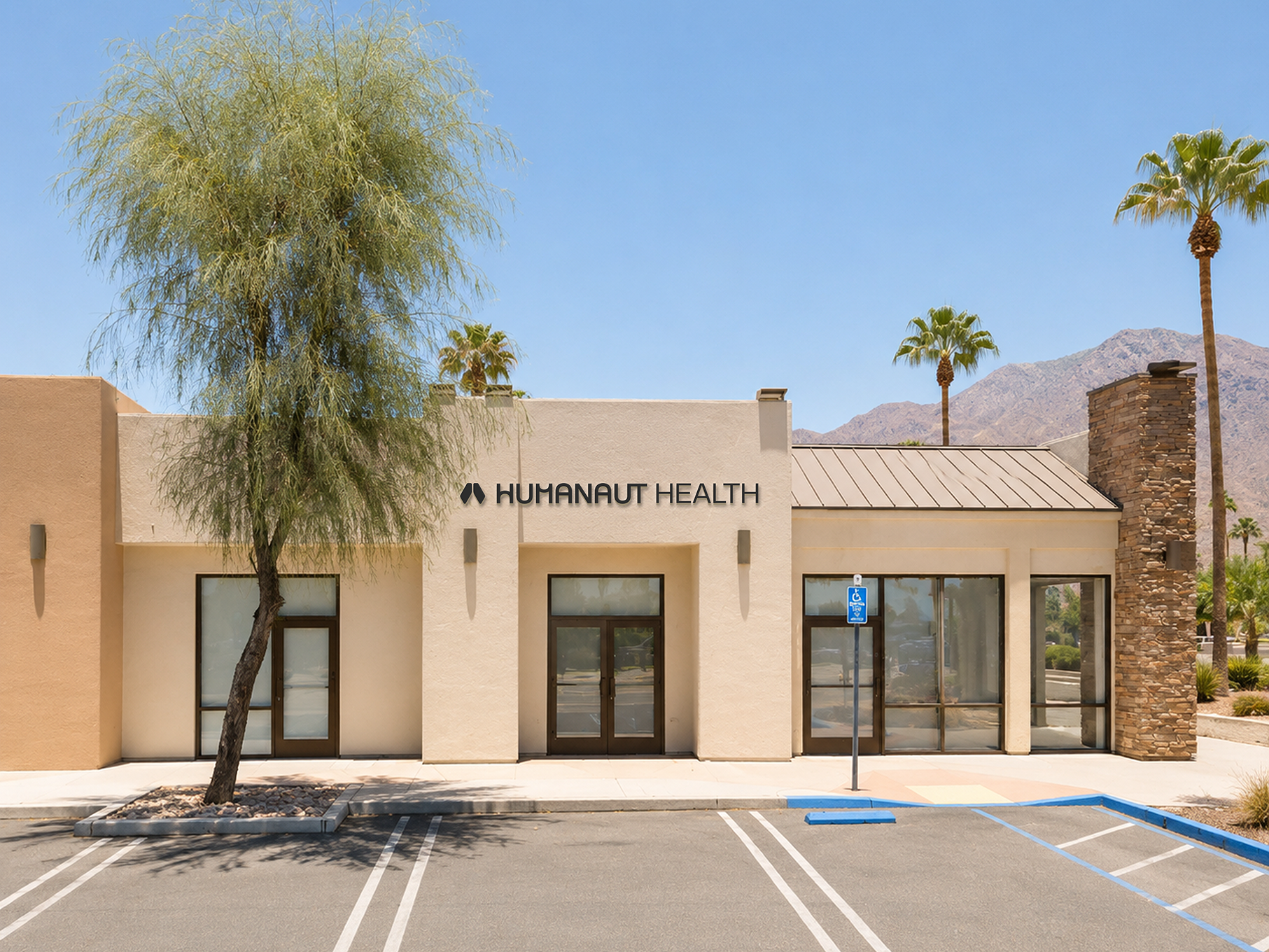 Humanaut Health Palm Desert clinic at El Paseo